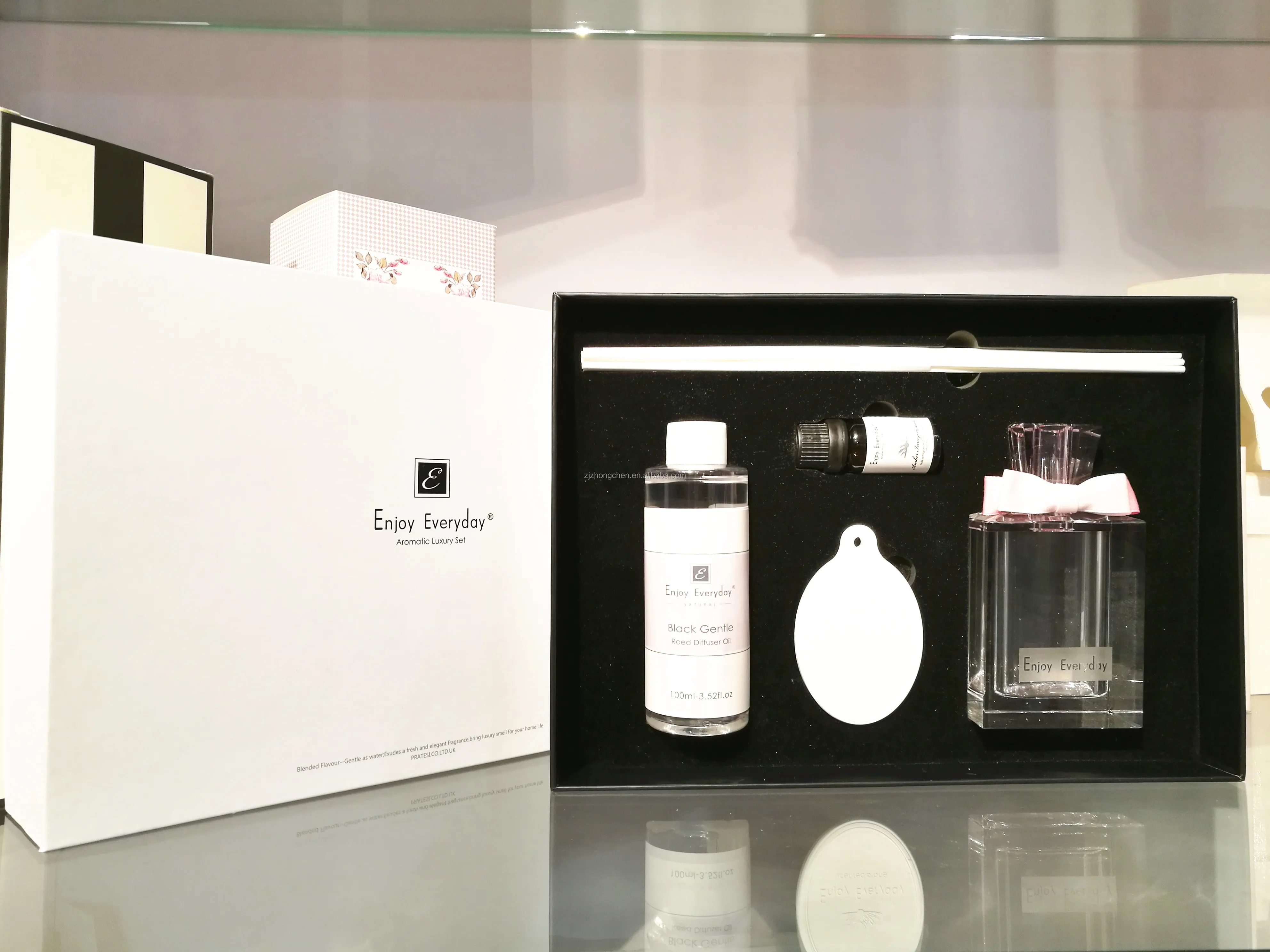 product wholesale customized luxury air freshener perfume gift set fragrance aroma essential oil crystal reed diffuser-9