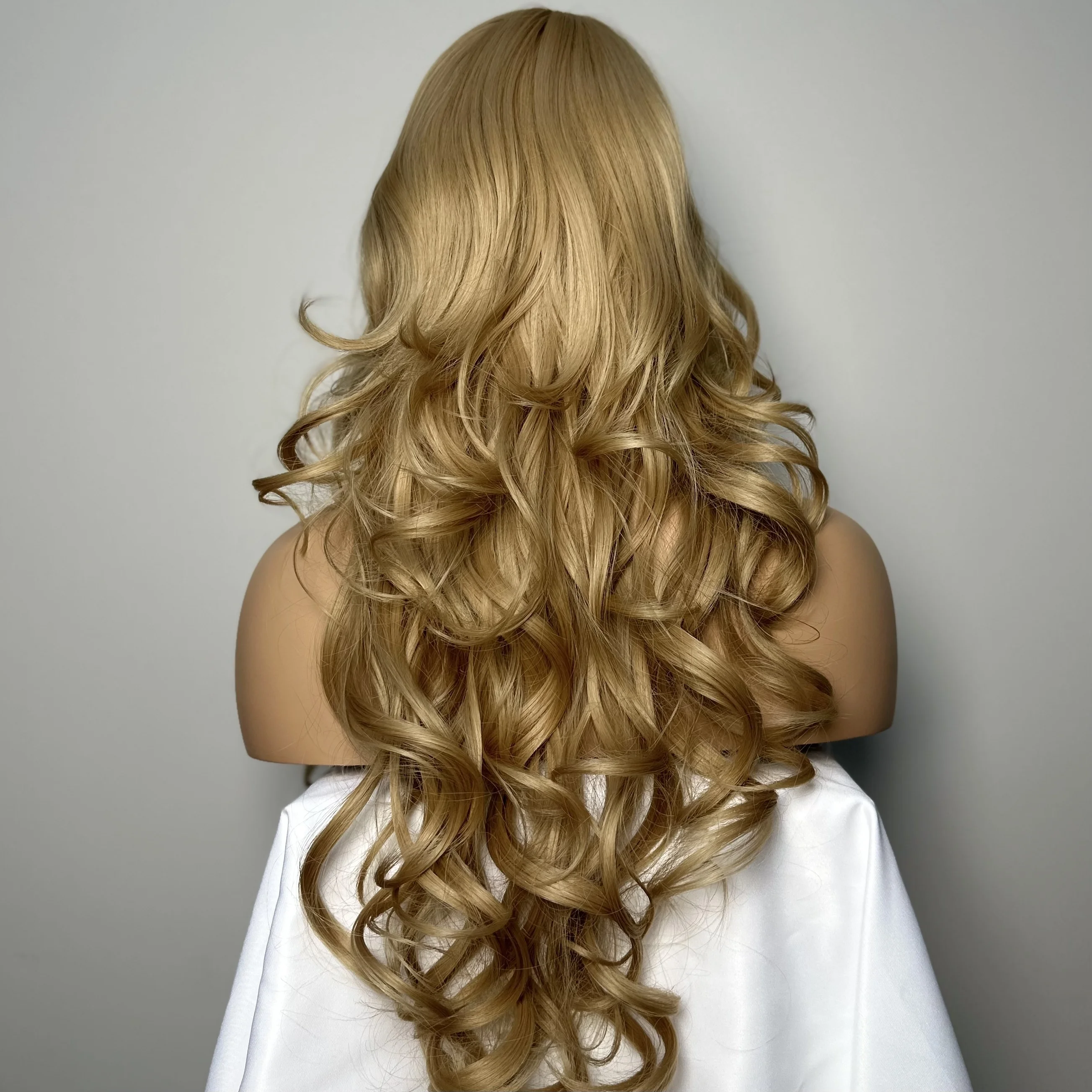 JINRUILI Hot Selling Passen Sie synthetische Haare lange Krper wellen  Percken Hitze bestndige Faser volle Spitze Percken Spitze Front Percken  fr Frau