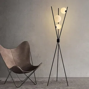 Iron Material Floor Lamp Creative Round Living Room Sofa Next to the French Advanced Sense of the Bedroom G9 Floor Lamp