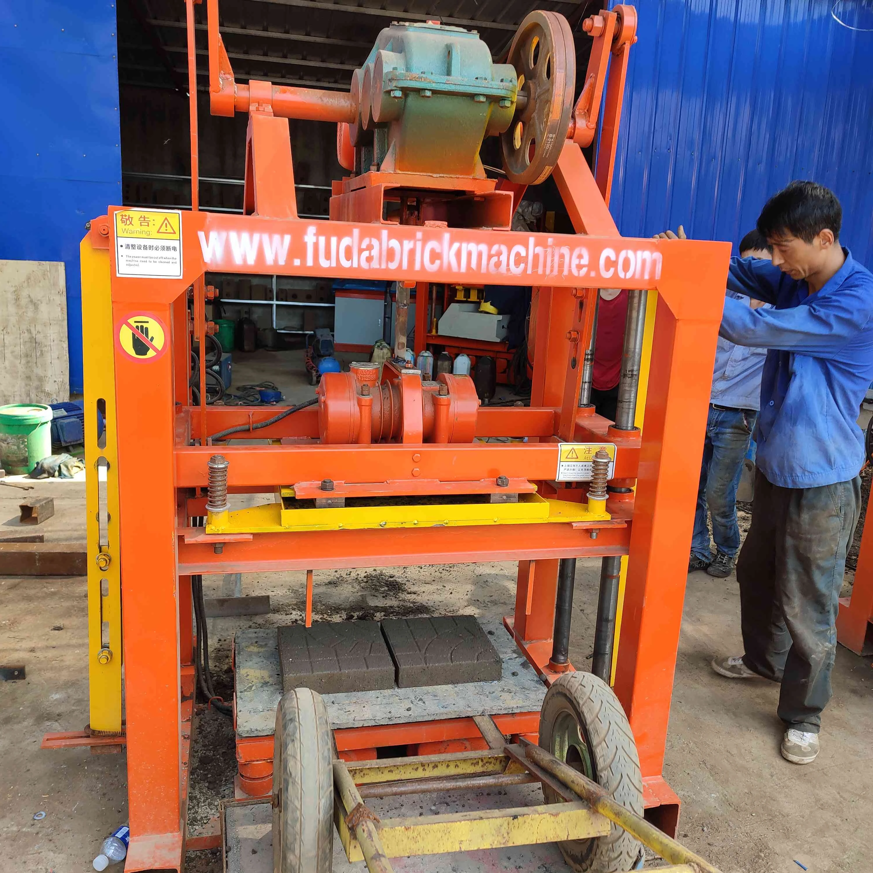 Bricklaying Hollow Block Making Machine Qtj4-40b2 Prices of Cement Brick Moulding Making Machine in Ghana Qtj4-40