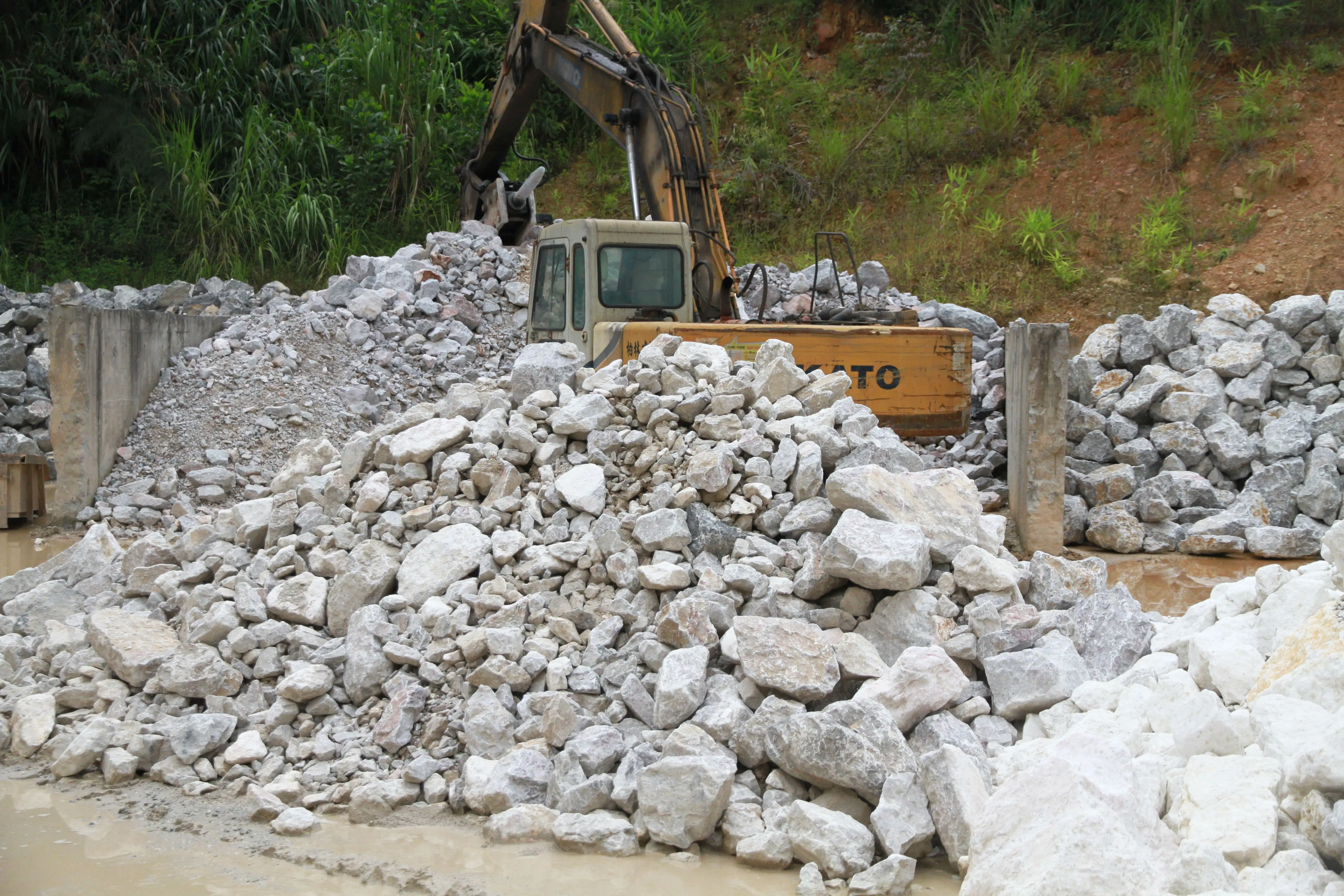 Заводская цена заполненный камень красная серия GM-A-J3002 мраморный агрегат для строительства