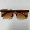 C7