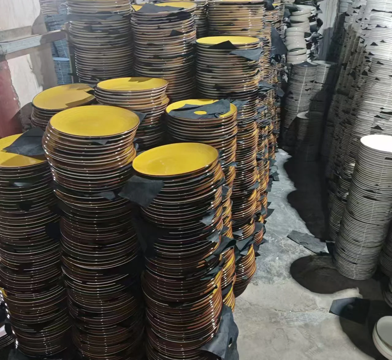 Ceramic Stock Factory Direct Wholesale Cheap Price Stock Ceramic Plate Bowls Mixed Ceramic Stock by Box Carton