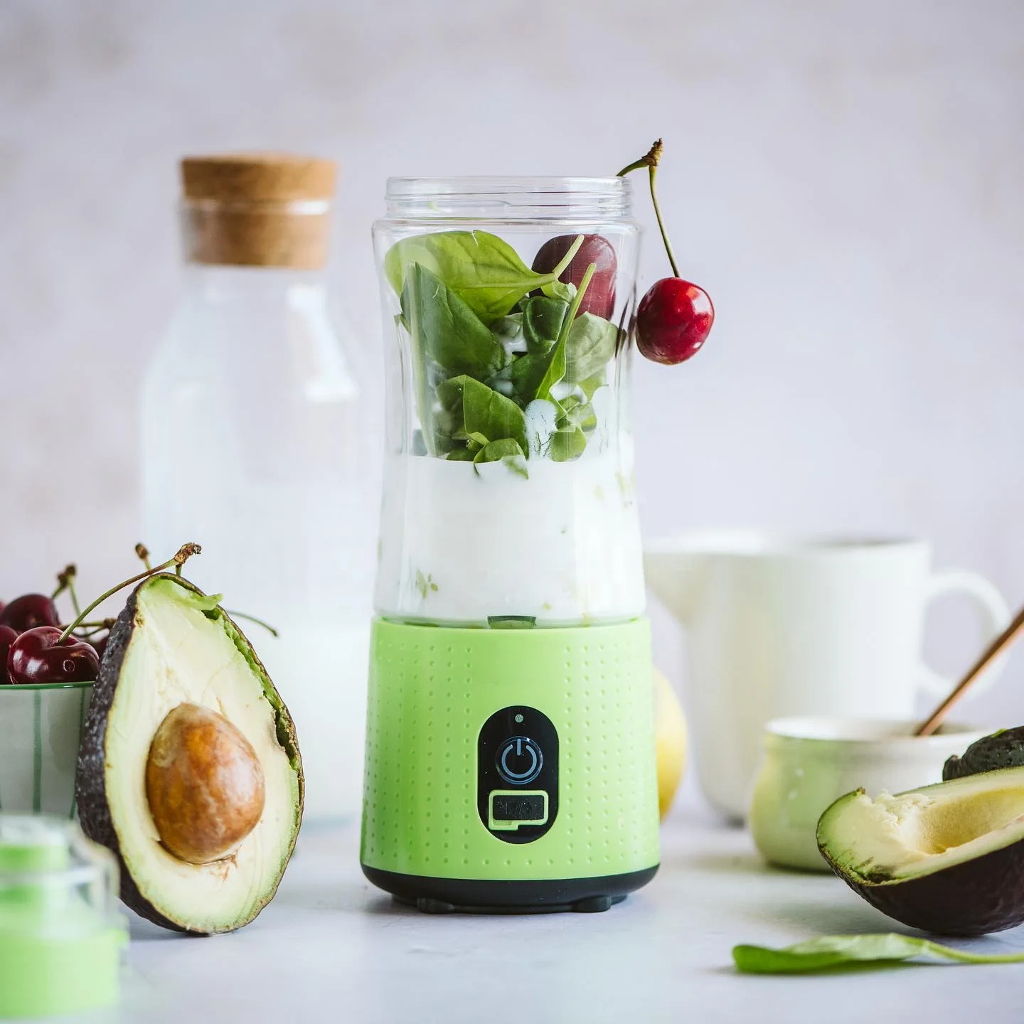 380ML 4000mAh 220W TYPE C Chargeable Portable Blender with Spout and Drink  Lid Fruit Juicer BPA Free Blender Cup PCTG Cup Juicer