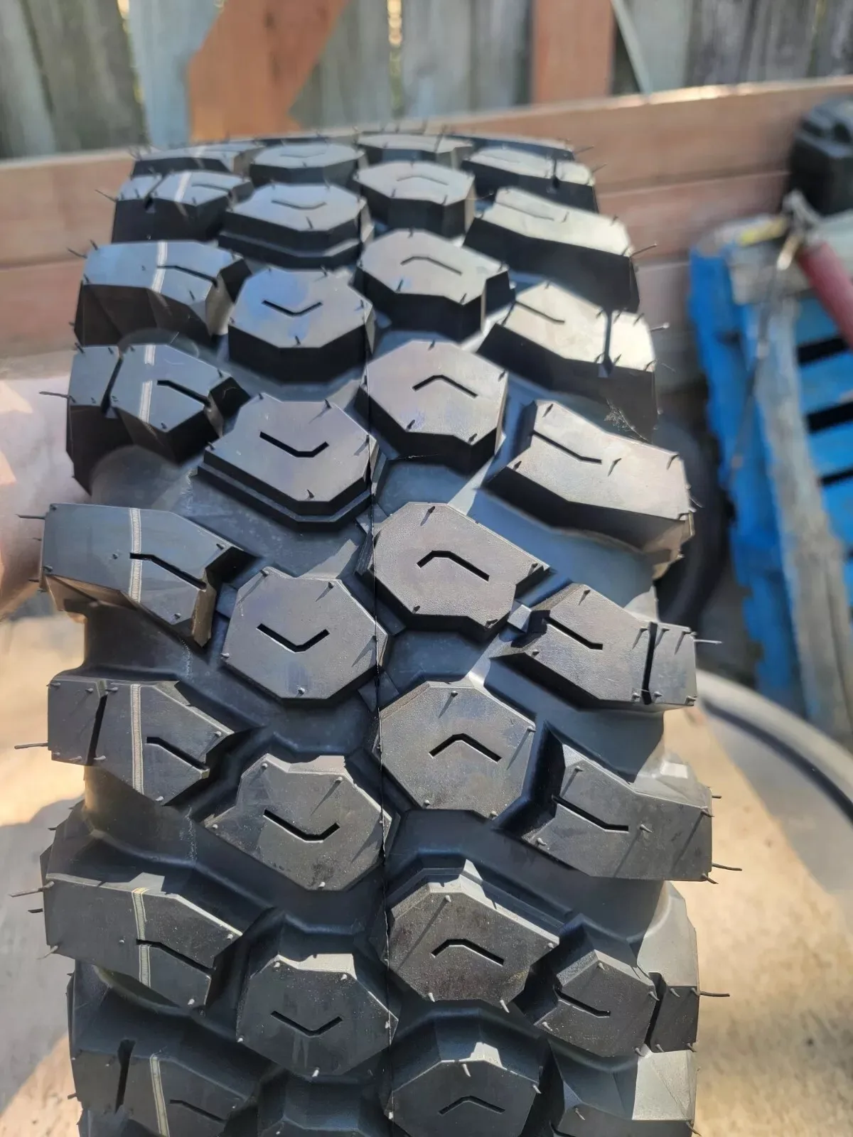 WANDA P3057 27x11R14 Tubeless ATV Tire for Offroad and Lawn Use