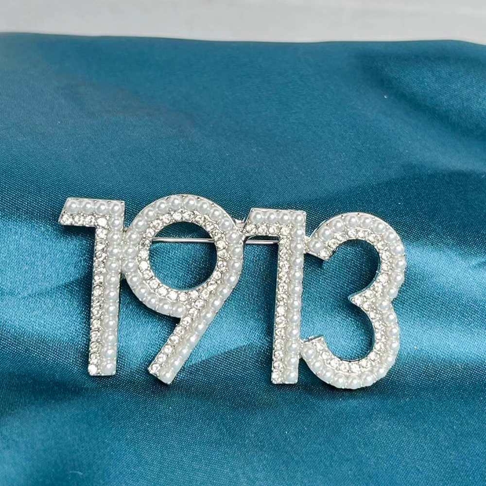 AEO Delta Theta Rhinestone Pearl 1913 Brooch Sigma Greek Sorority Jewelry Dst Fraternity Gift Lapel Pin Brooches Women