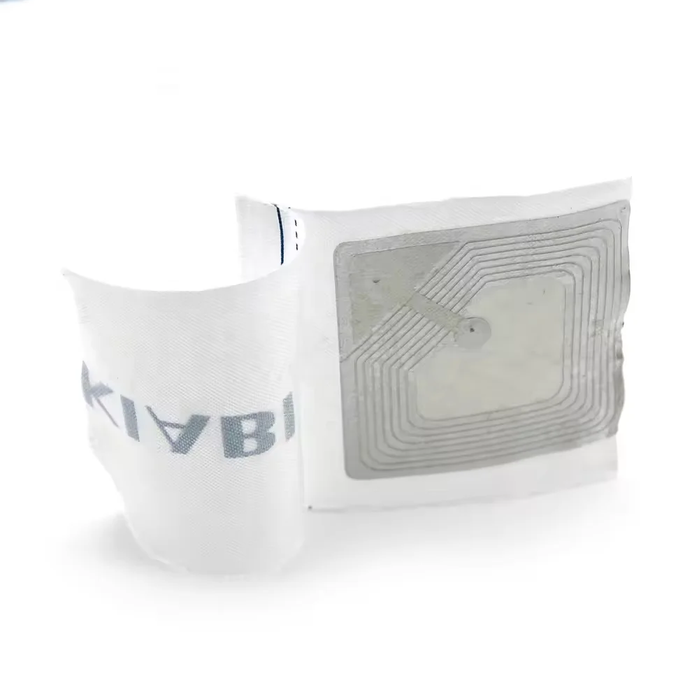 Security RF Woven Label EAS Security Anti Theft Fabric Hang Tags RF 8.2MHz Alarm Woven Clothing Label With Soft Label