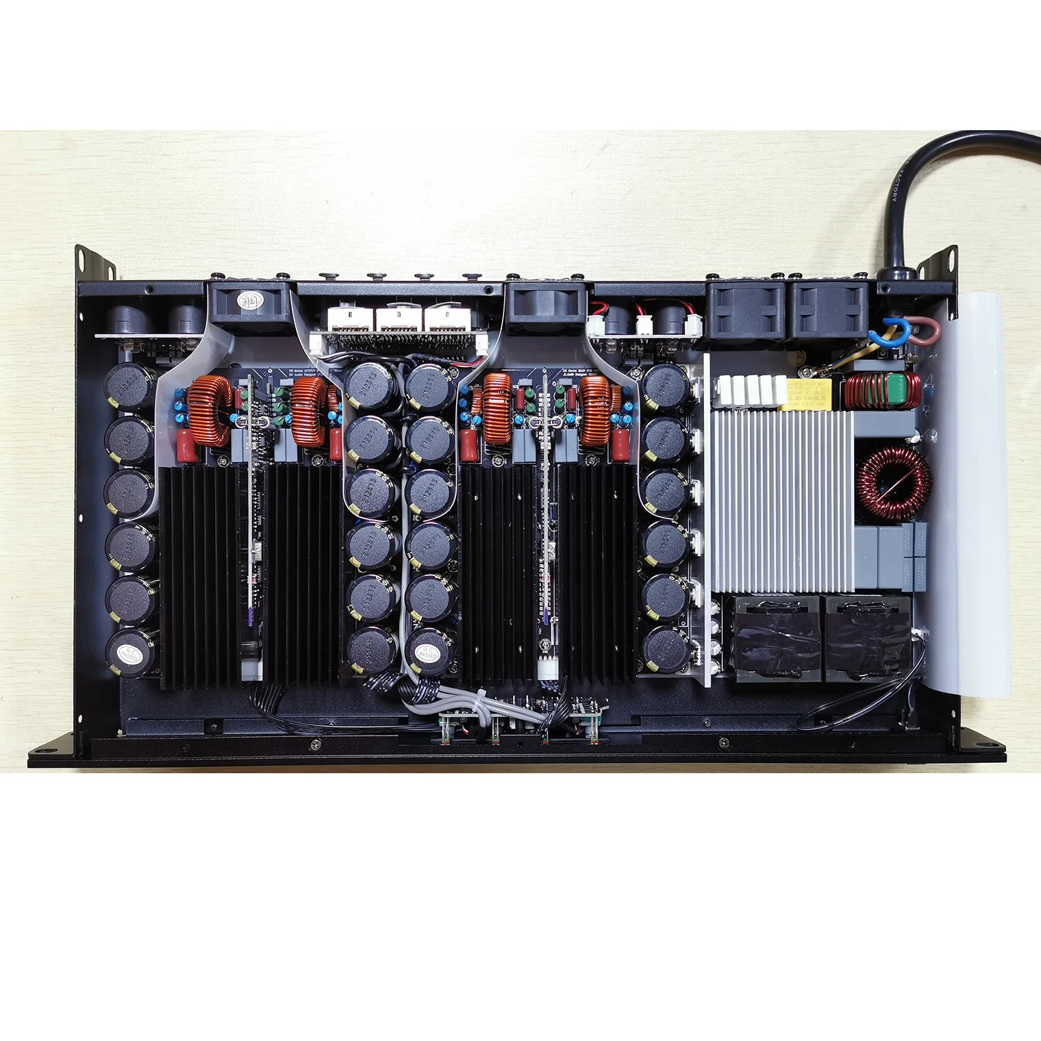 D1004 4 Channel Class d 1u Digital Professional Audio Sound 3000w Power Amplifier with PFC3000