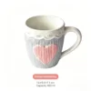 Taza con corazón rosa en relieve de punto w173117