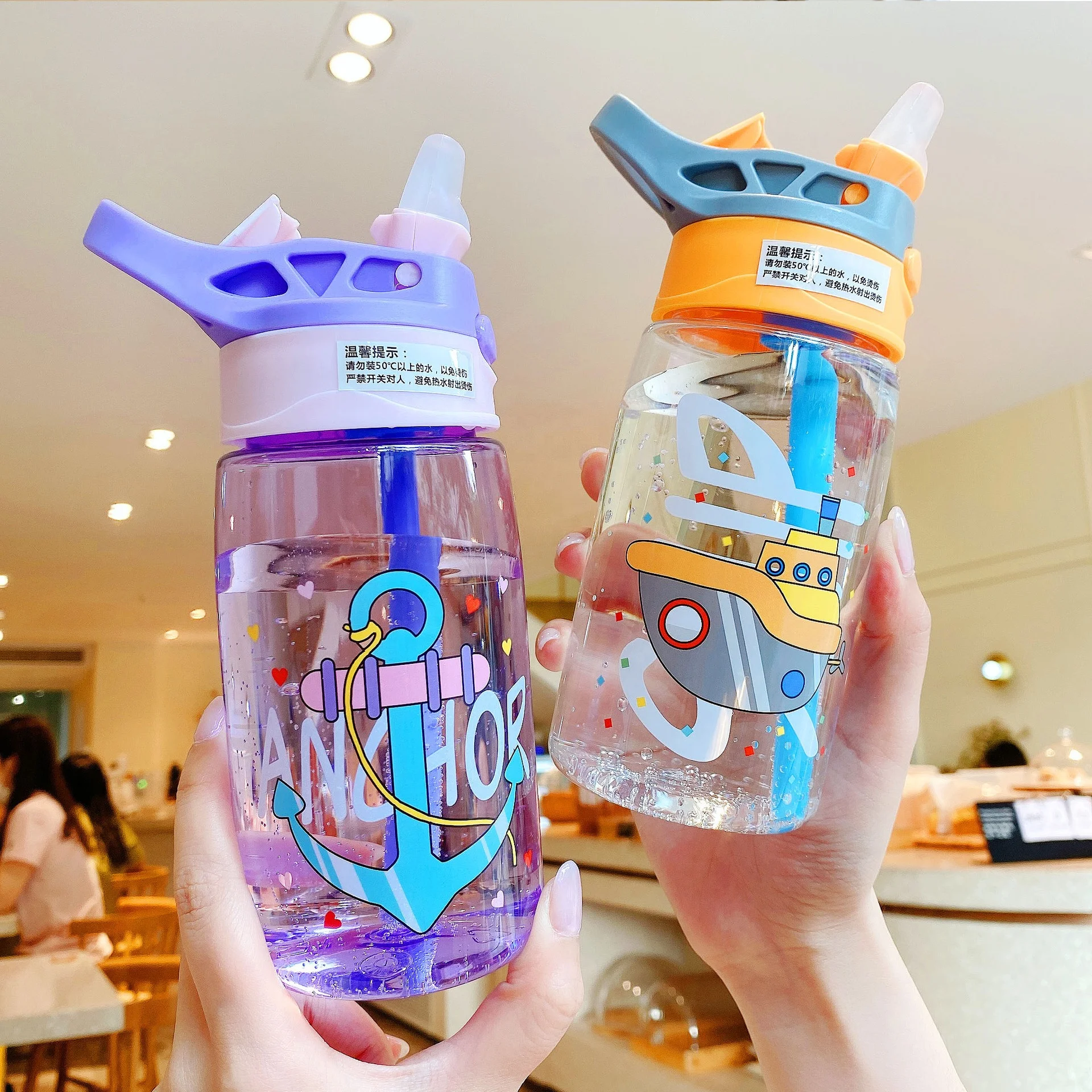 AOHEA Hot Sell Bottle for Kids Plastic Water Bottle Cute BPA Free drink Bottle Cartoon details