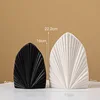 Hoja de Typha (blanco grande + negro pequeño)