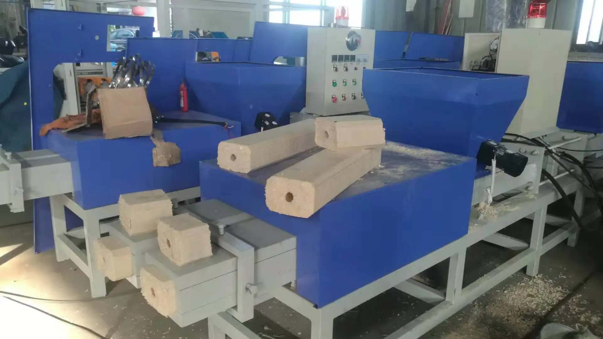 Wood Pallet Block Making Machine - Efficient & Durable
