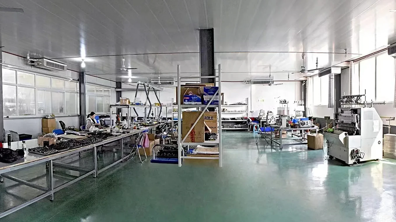 Guangzhou Yuexiu District Chi Pinyuan Auto Parts Firm 1