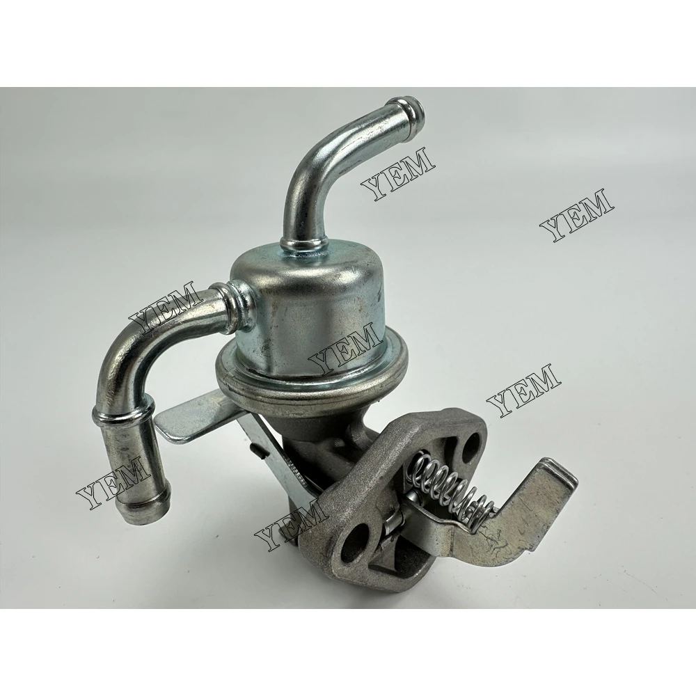 Fuel Lift Pump 16285-52032 16285-52030 Fit D905 D1005 D1105 V1305 V1505 Engine