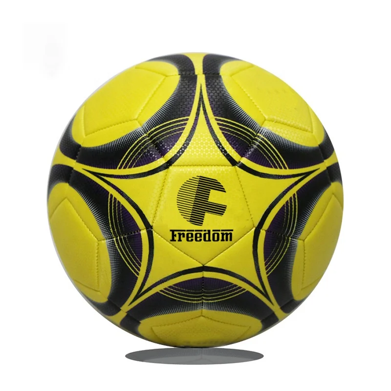 Футбольный мяч из ПВХ с индивидуальным
