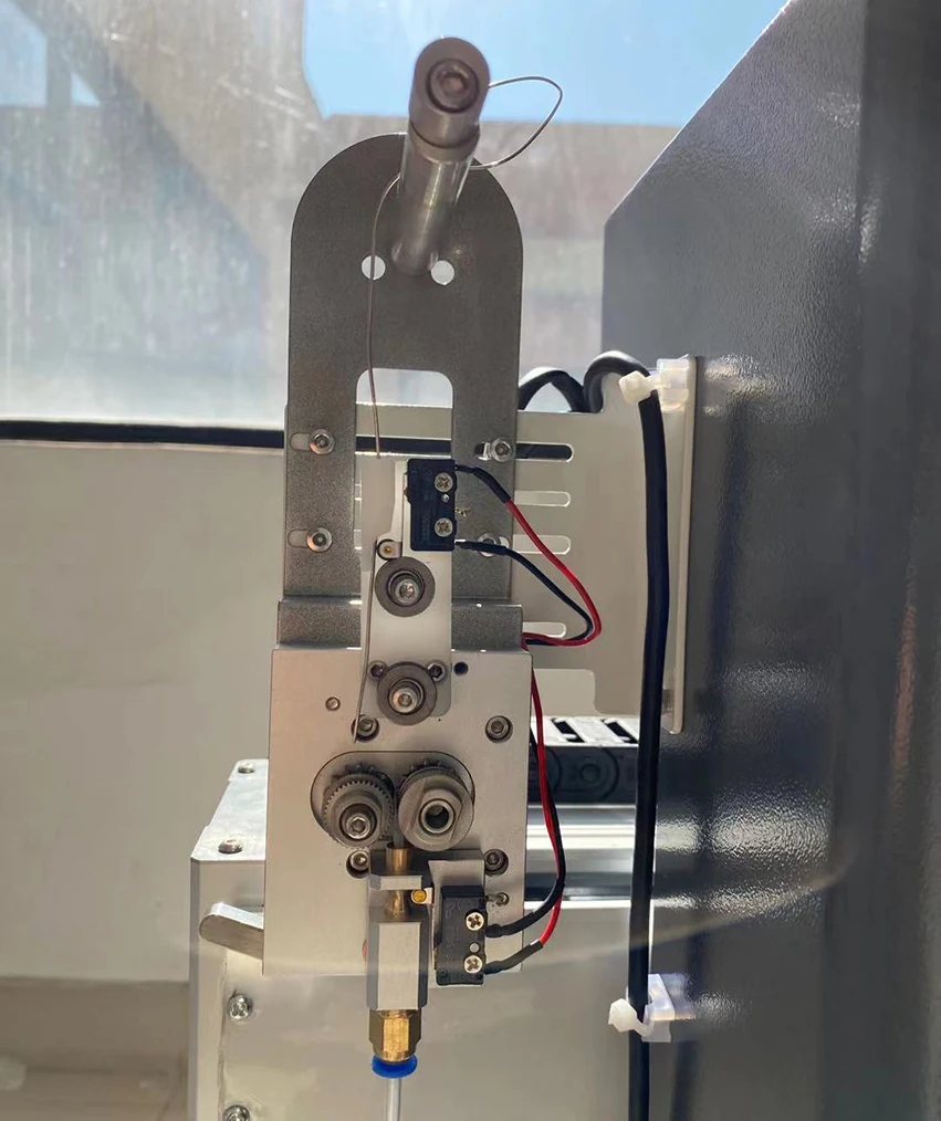 360 Degree Rotation Head 4 Axis Desktop Strip Automatic Platform Rotary Soldering Machine Soldering Robot