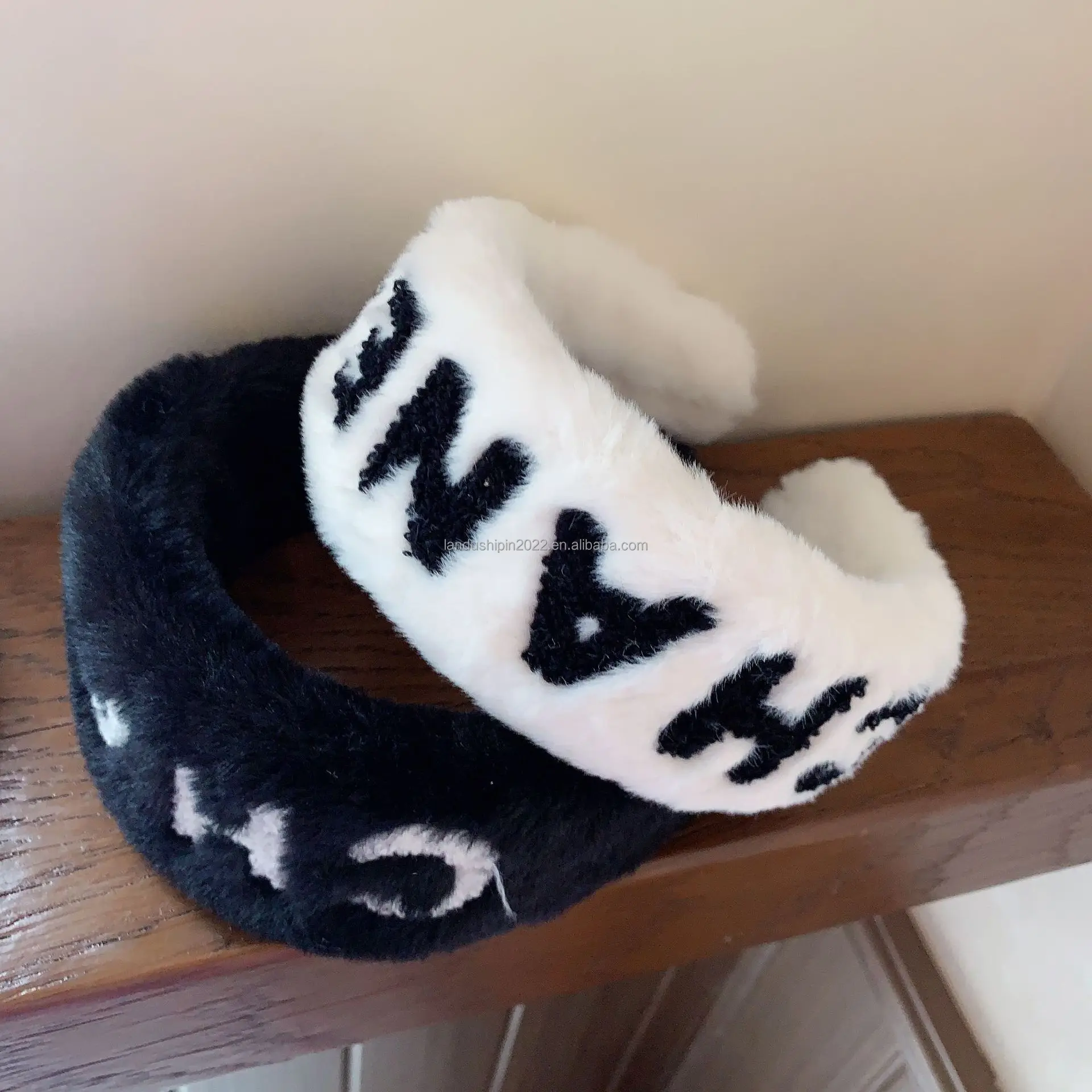 Luxury Catalogue Designer Inspired Headbands Famous Brand Double C