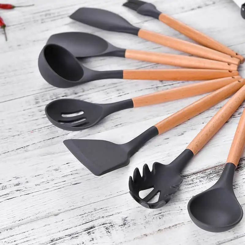 Silicone Kitchen Utensils Accessories Cooking Tools Kitchen Utensils Set Wood Handle Food Grade Silicone Spatulas Set