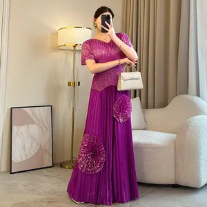 2026 Elegant Loose Slimming Two-Piece Set Heavy Industry Nail Flower Pleated Light Luxury Top Overskirt Summer Short Solid
