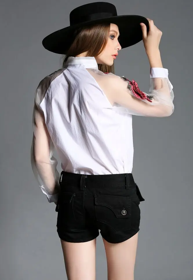 New Spring and Summer Blouse Blusa Embroidered Flowers Organza Long-sleeved White Shirt Black and White Women Tops Efu1022