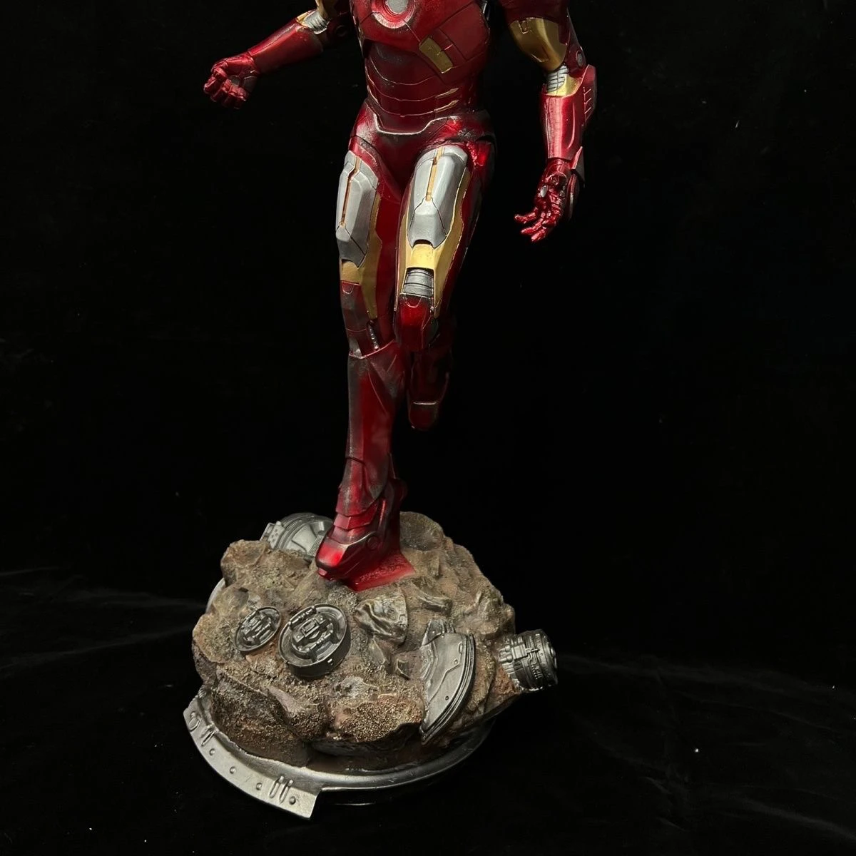 Creative Resin Crafts Statue Marvel Ironman Model MK7 Action Figure Artificial Sculpture Ornaments Toys for Sale