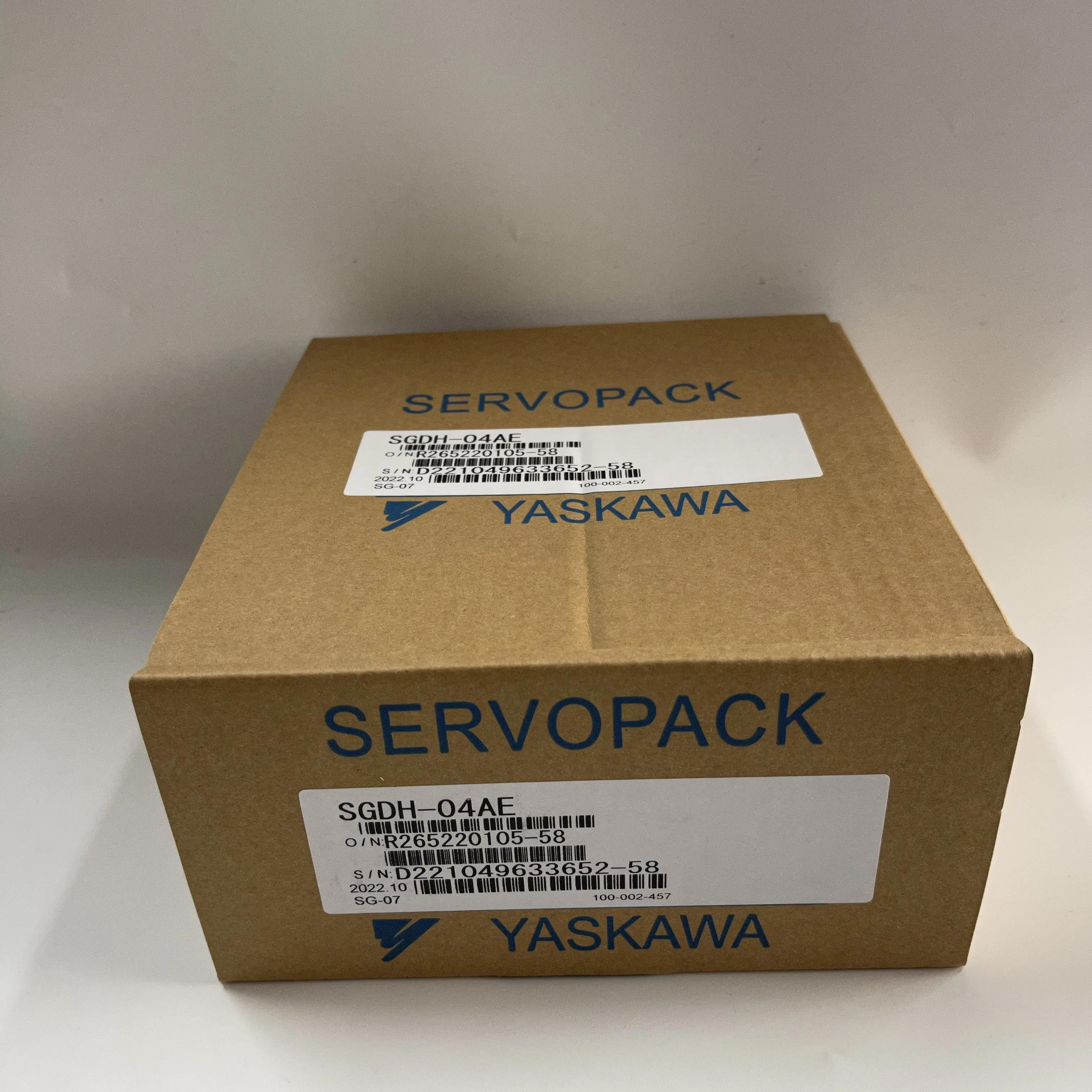 Yaskawa ServoPack Servo Drive SGDH-04AE Yaskawa ServoPack Servo Drive SGDH-04AE