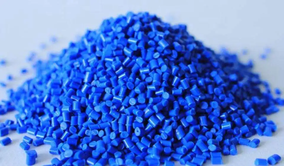 Превосходные УФ и устойчивые к атмосферным воздействиям гранулы TPV частицы 20-90 shore A TPE материал