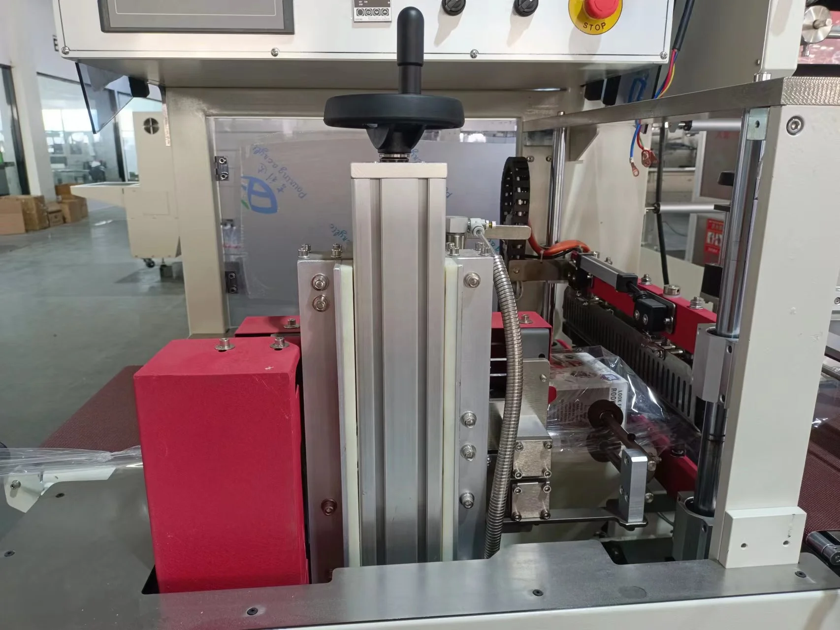 Carpet Packing Machine & Shrinking Machinery