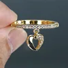 Q909 yellow gold