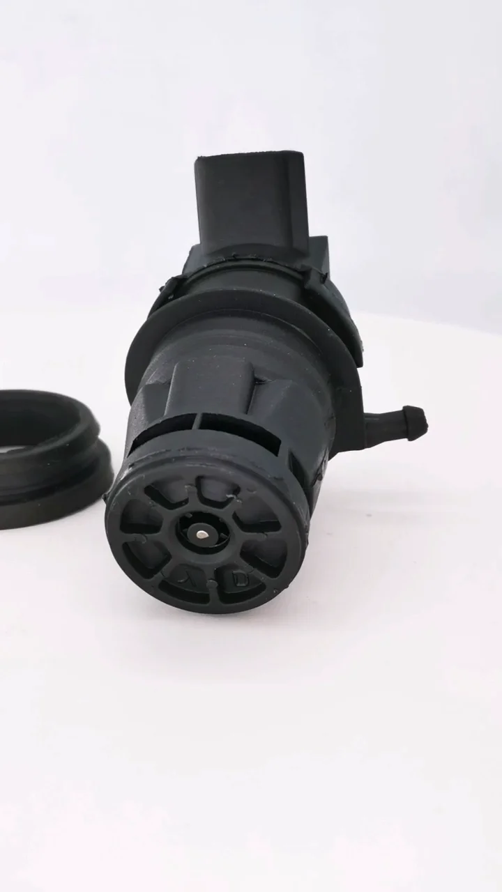 Windshield Washer Pump 8533060190 For Toyota Camry Corolla Yaris Lexus