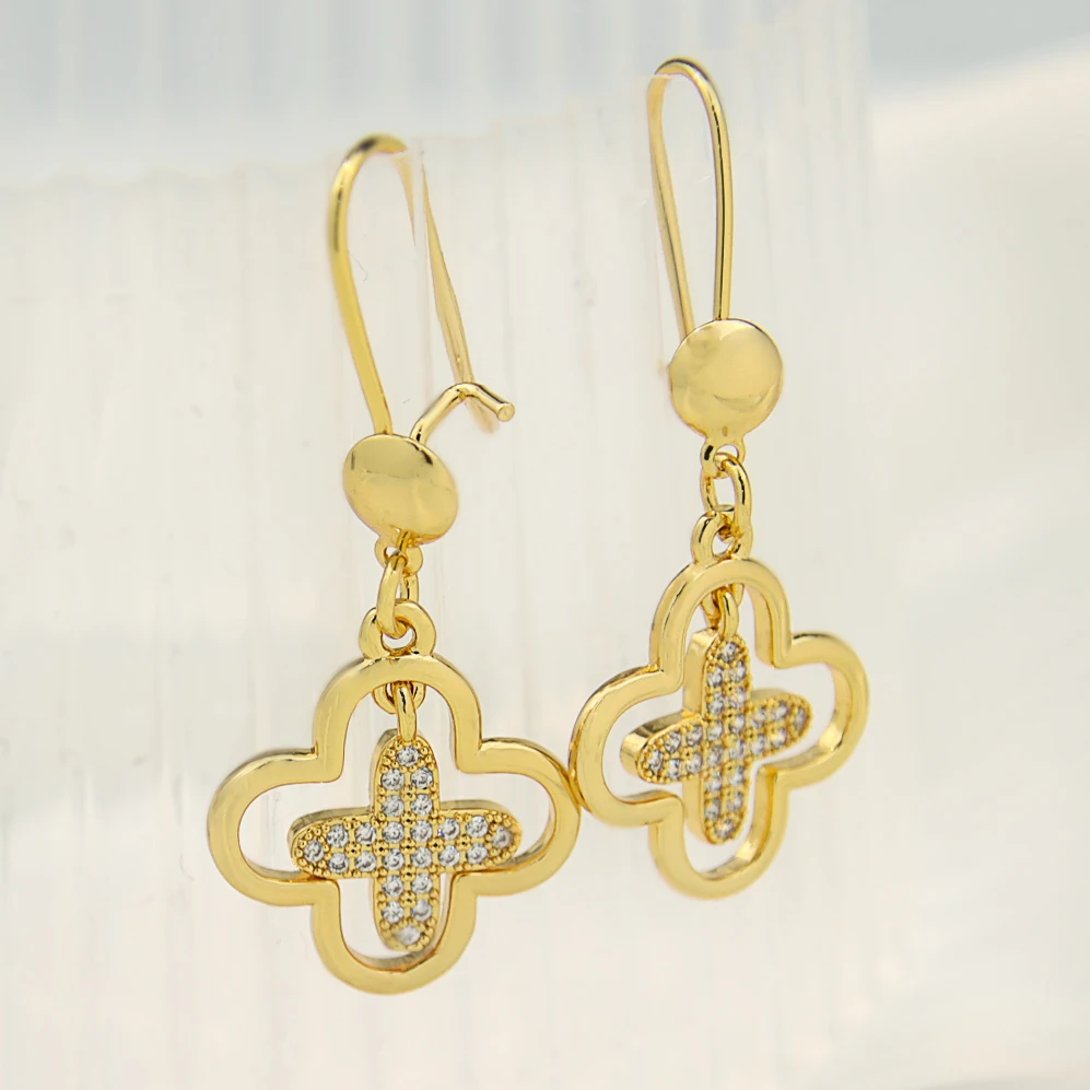 High Quality Drop Earring 18k Gold Plated Earrings Women Four-leaf