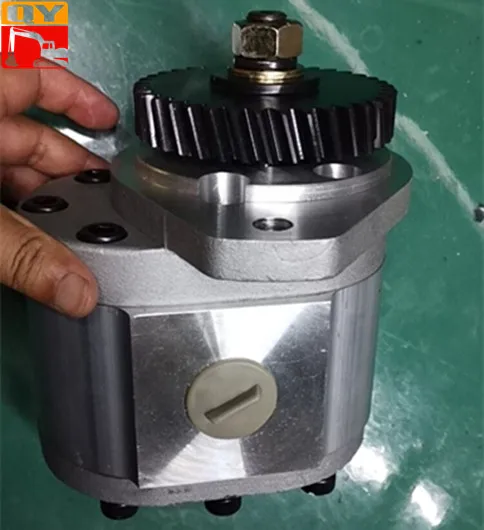 Qianyu компания поставляет OEM насос с зубчатой передачей 20E-60-K4730 для PW150-6 PW170-6 PW130-6