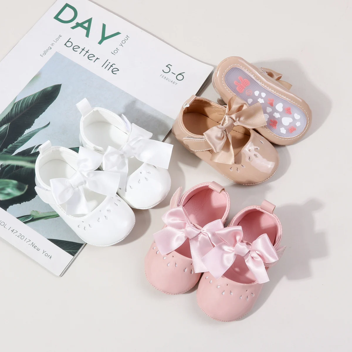 Big Bowknot Design Bling Cloth Material Soft Sole Princess Newborn Infant Bbay Shoes for Girls factory