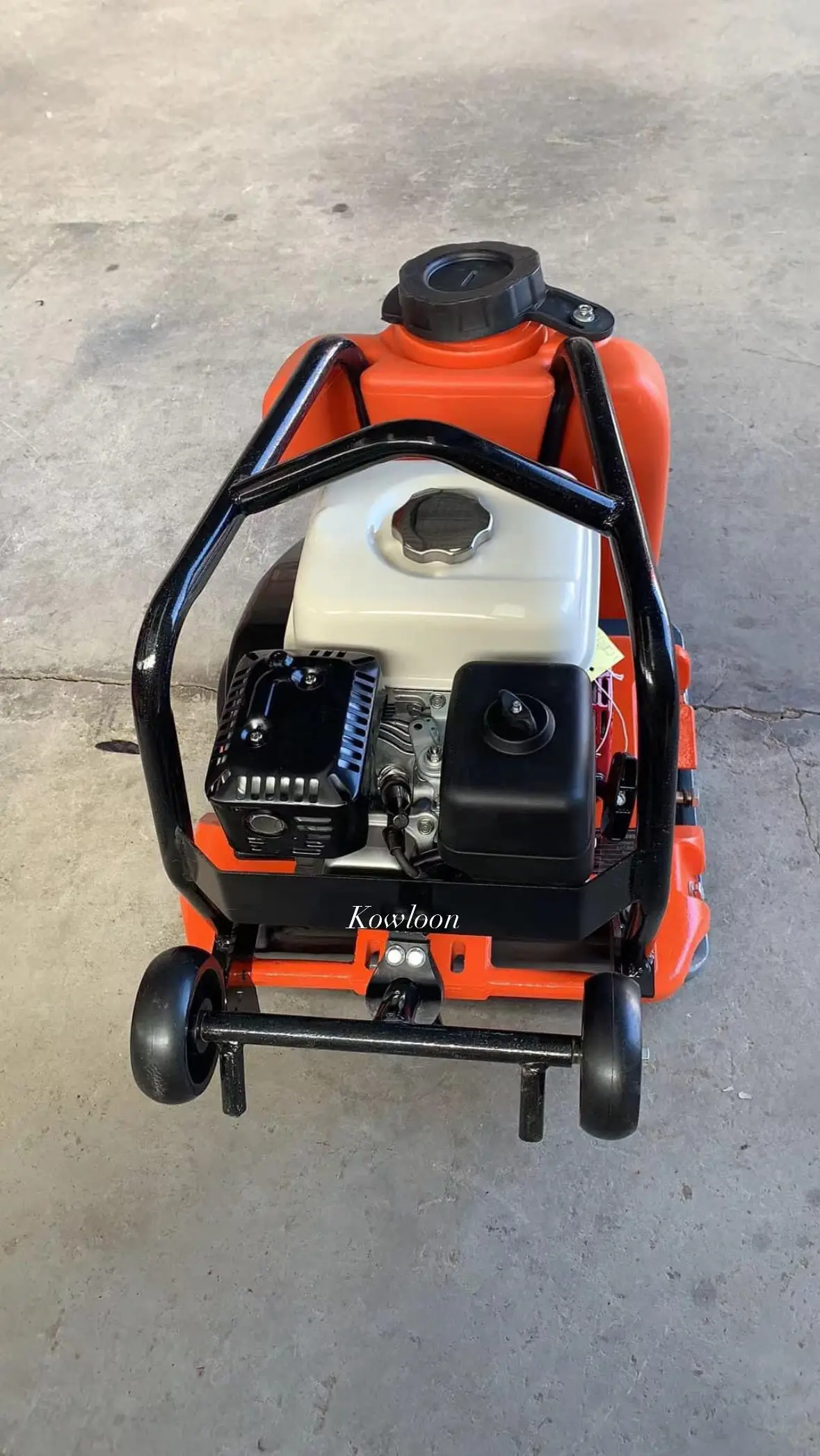 Homemade Rubber Plate Compactor HZD110 - Kowloon Machinery