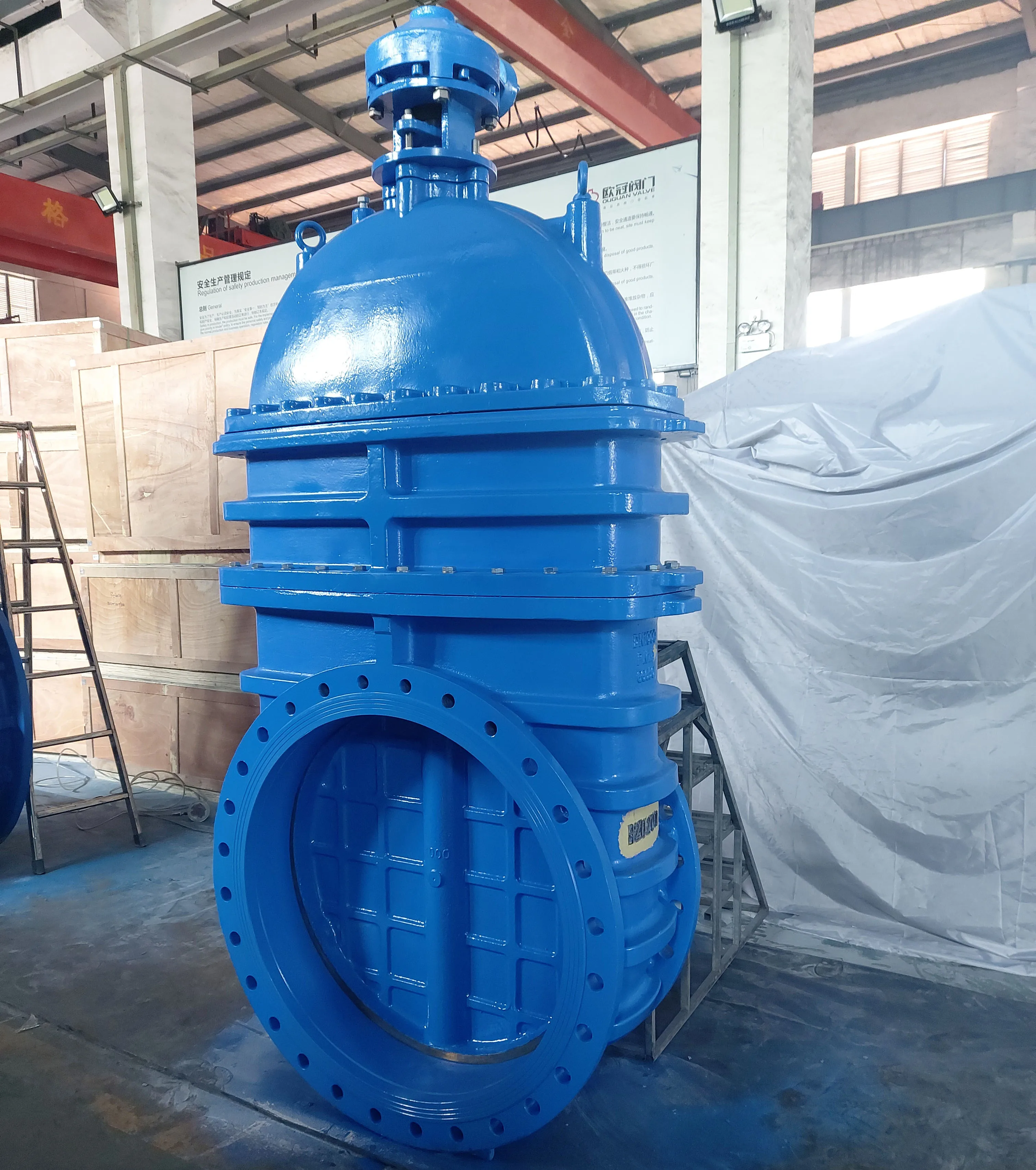 DN1000 Hard Seal Gate Valve with Gearbox Ductile Iron Body Standard DIN F4 Pressure PN10 PN16