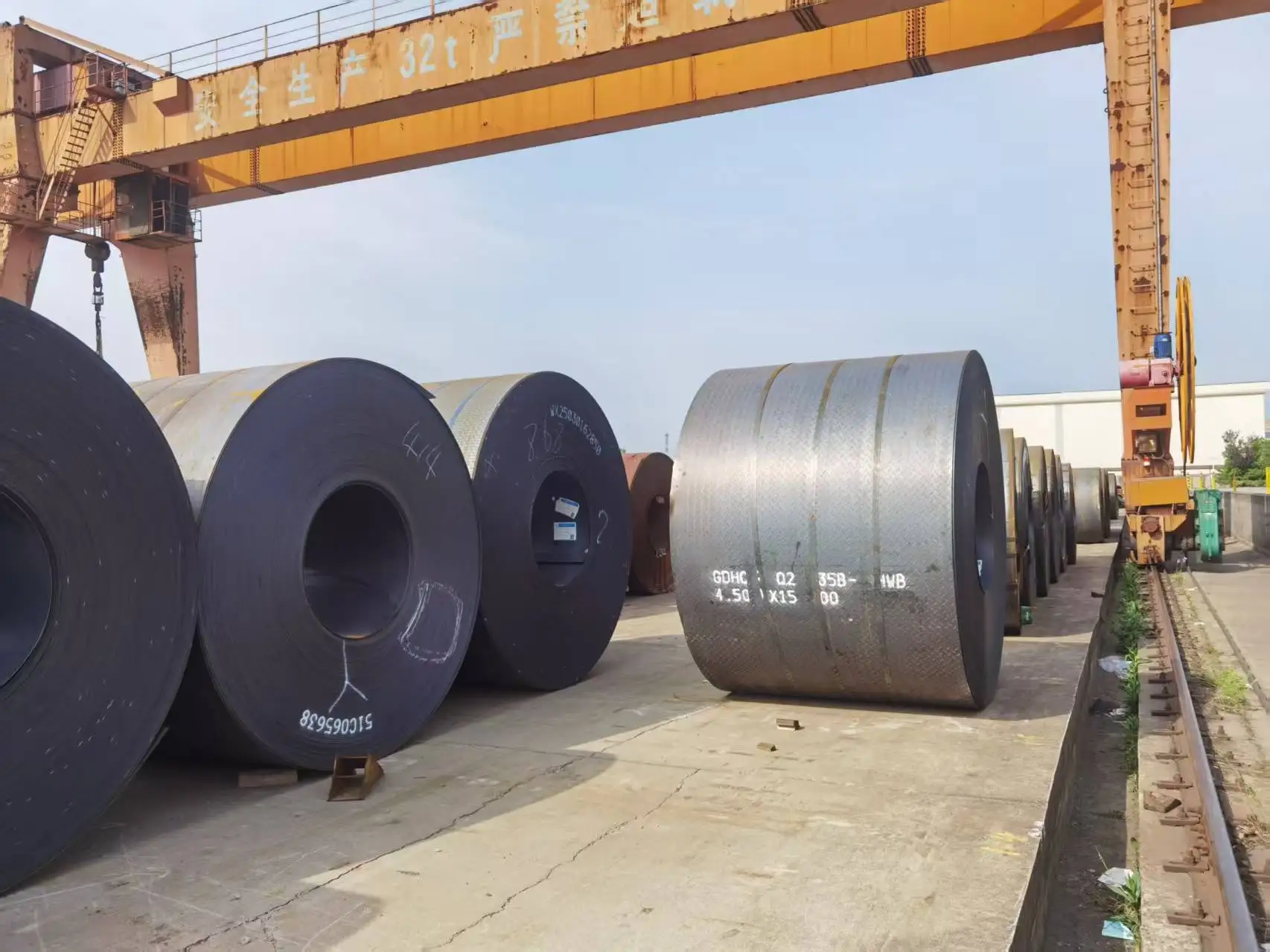 Hot Rolled Steel Plate A36 SS400 6-100mm Thick for Structural Construction supplier
