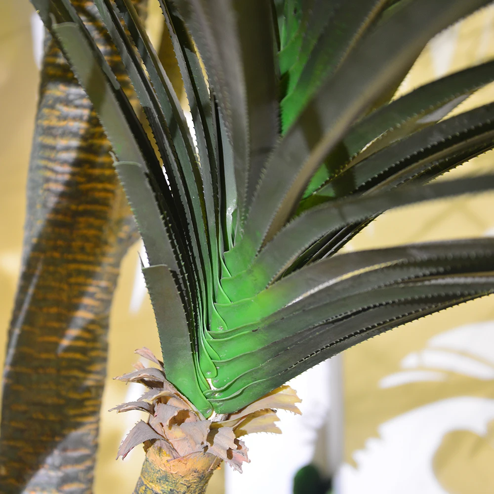 High Quality Pandanus Plant Artificial Tree UV-Resistant Outdoor Artificial Pandanus Palm Tree for Home Decor