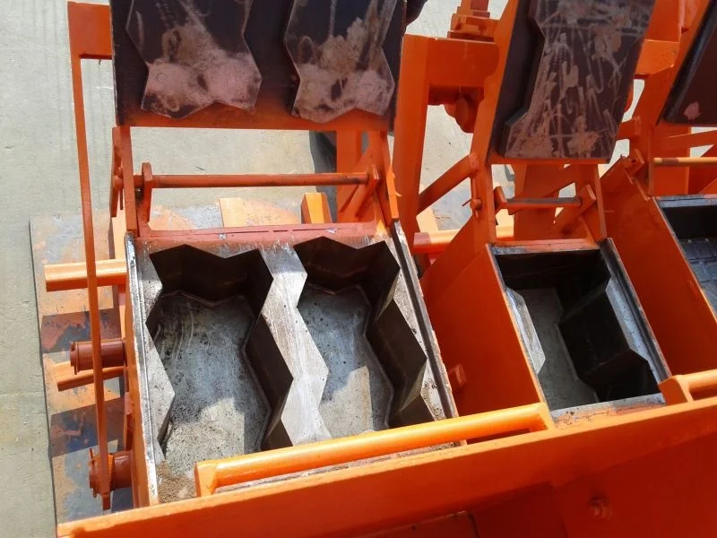 QMR2-40 Brick Making Machinery Interlock Press Mud Brick Machine Eco Brava Eco Compressed Earth Block Mold for Clay Blocks