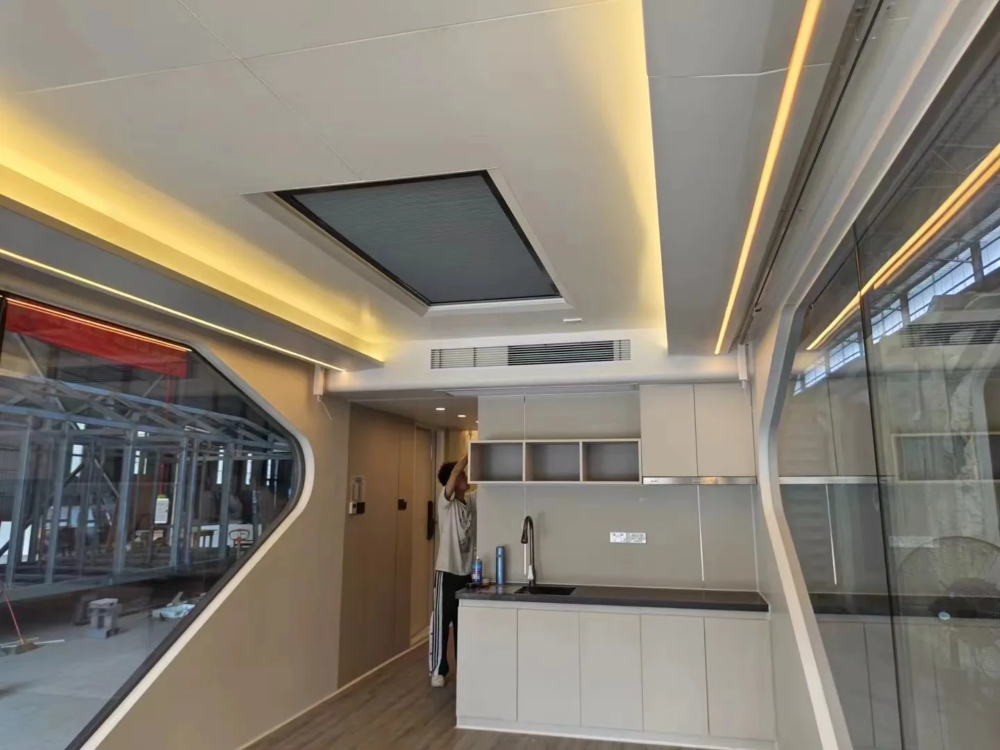 Luxury Space Capsule Cabin House