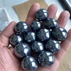 Pietra grigia caduta ematite