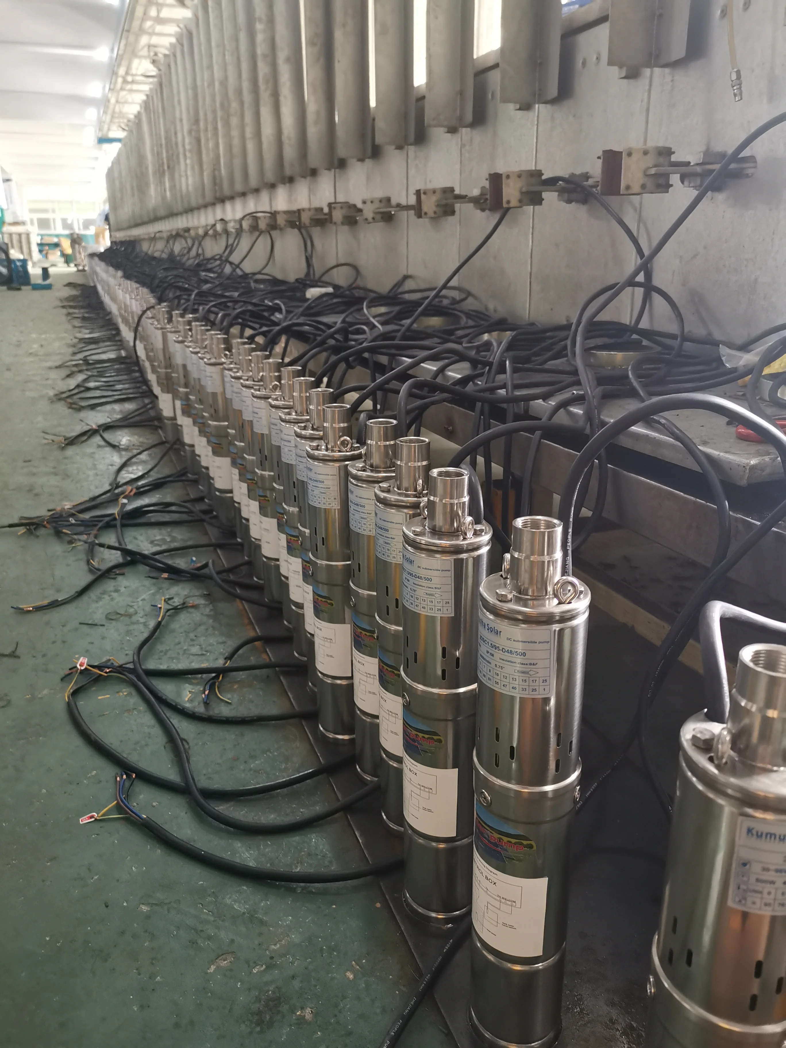 Многоступенчатый Водяной насос из нержавеющей стали 72 в 750 Вт Dc в Зимбабве