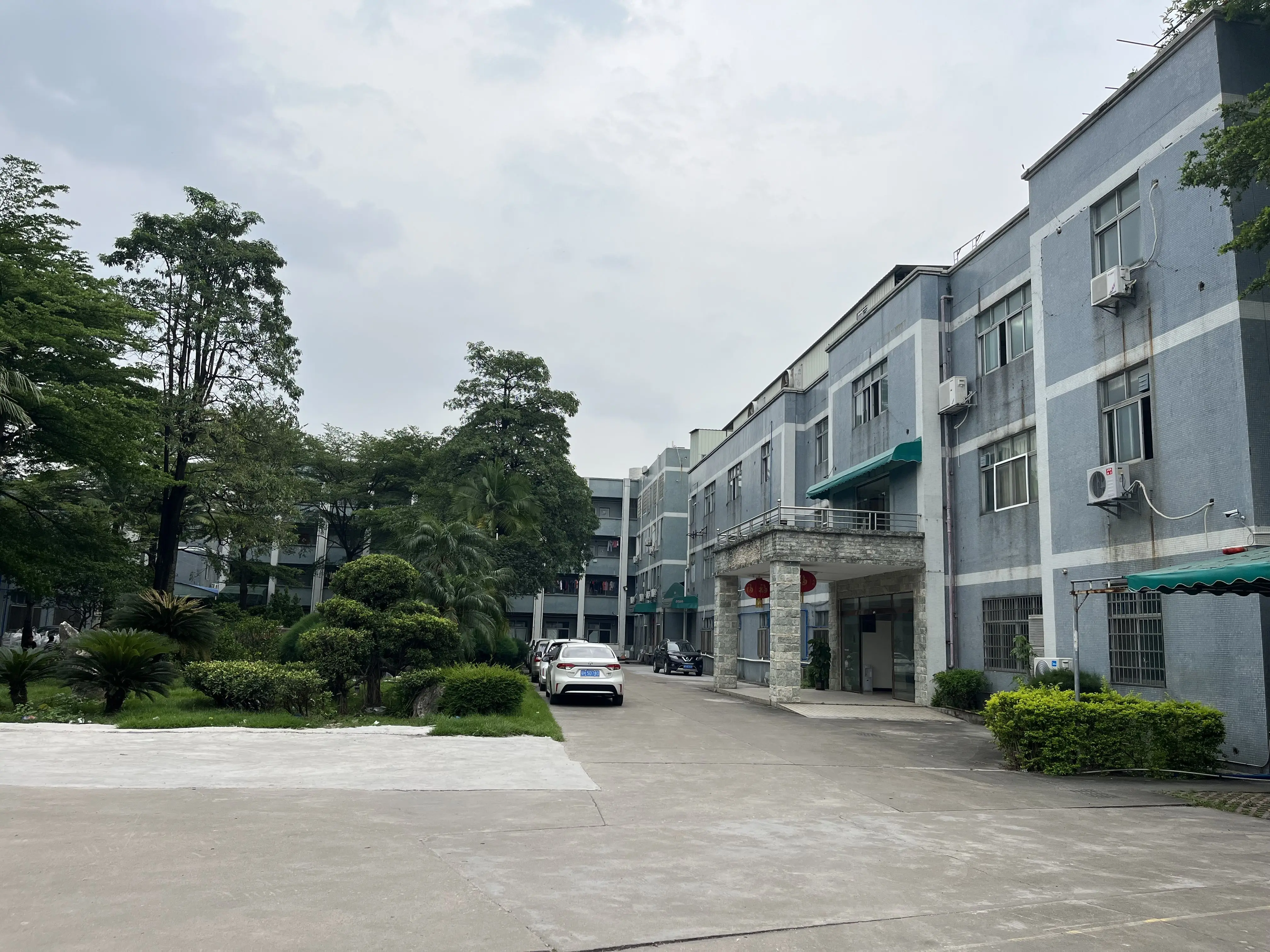 Guangzhou Lens Industrial Development Co., Ltd. 3
