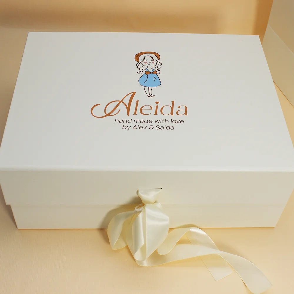 custom logo paper board magnetic coat clothing shoe gift packaging box bag luxury clothing box packaging factory