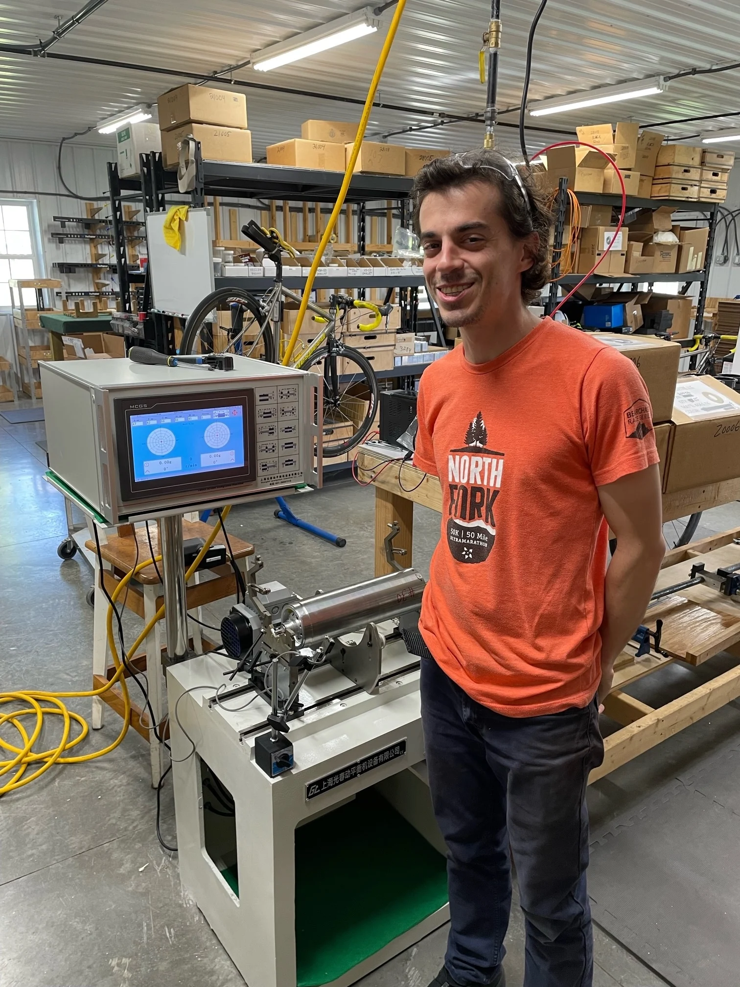 Micro Rotor Balancing Machine
