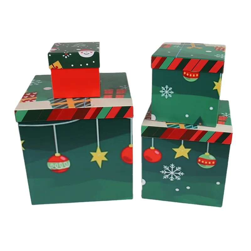 Factory Custom Eco-Friendly Cardboard Paperboard Gift Box with Sponge Liner Embossed Lid and Base for Christmas