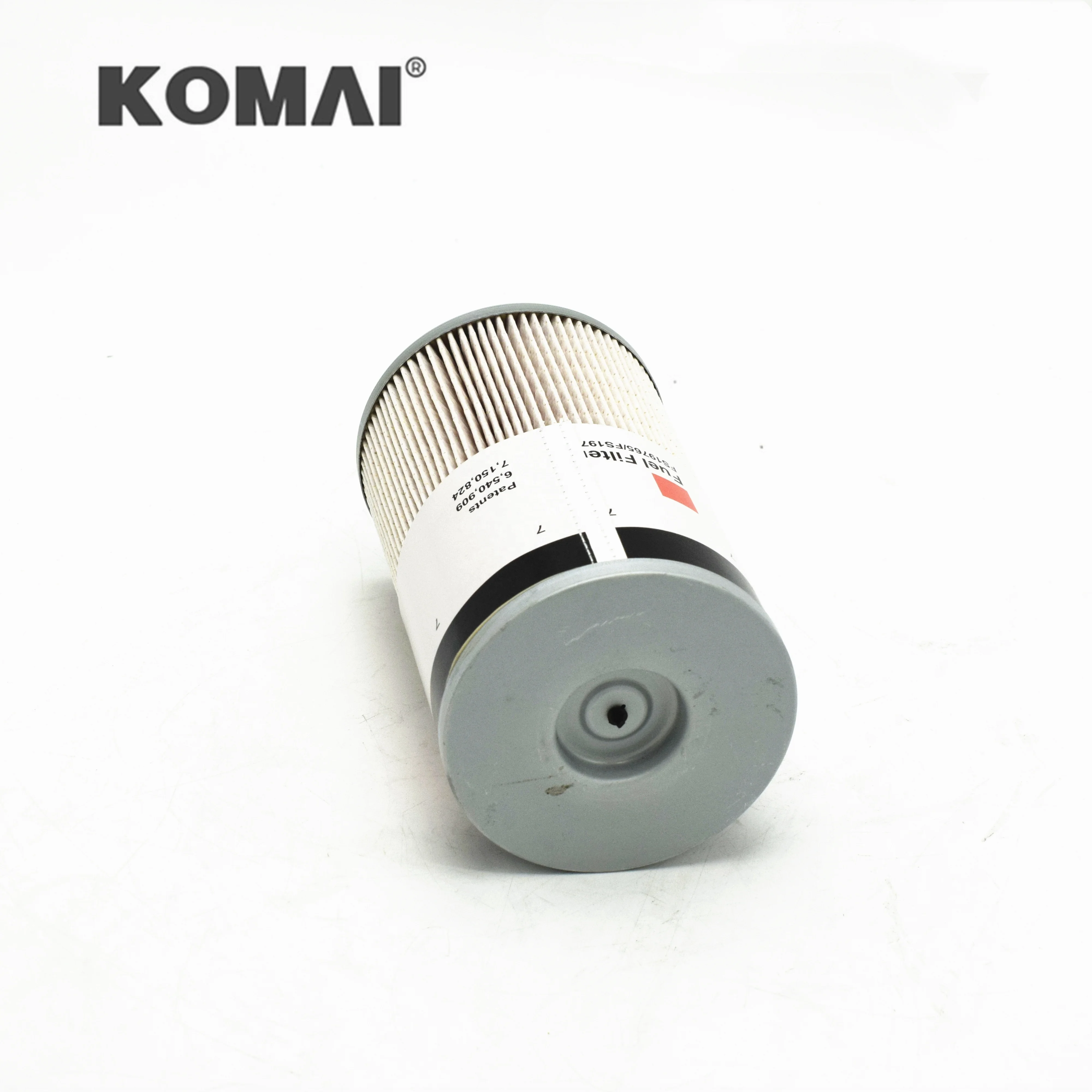 For Volvo Truck P550851 SN40623 RE37165 234242 E12981398 Paper Fuel Filter