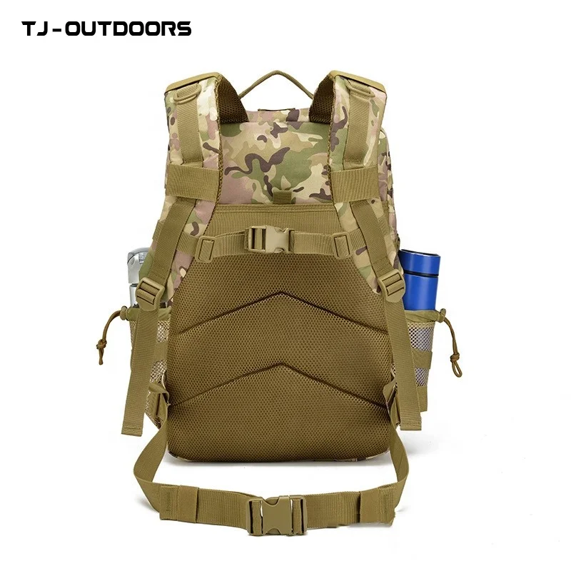 FIELD GEAR BACKPACK オリーブ色 Oakley Mechanism Tactical Field Gear Backpack - Olive Green