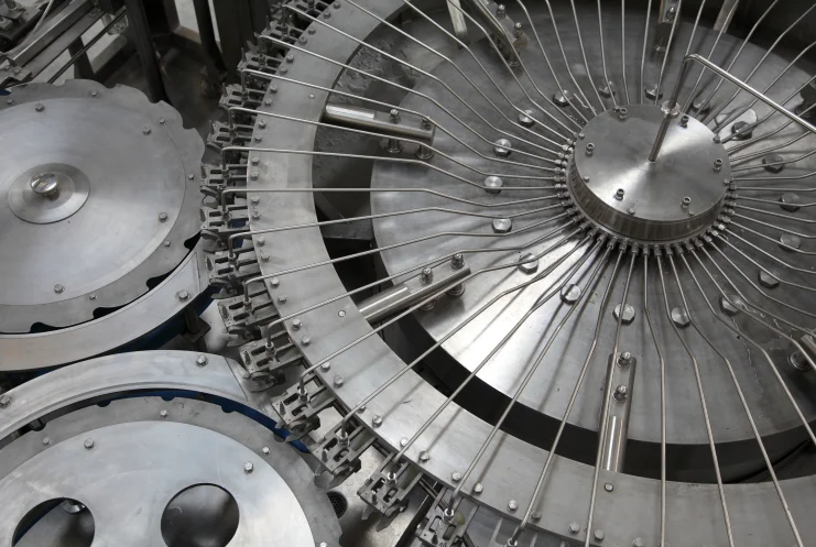 Całkowicie automatyczny zakład butelkowania wody mineralnej Cena Całkowita linia produkcyjna wody butelkowanej do sprzedaży z opakowaniem 1