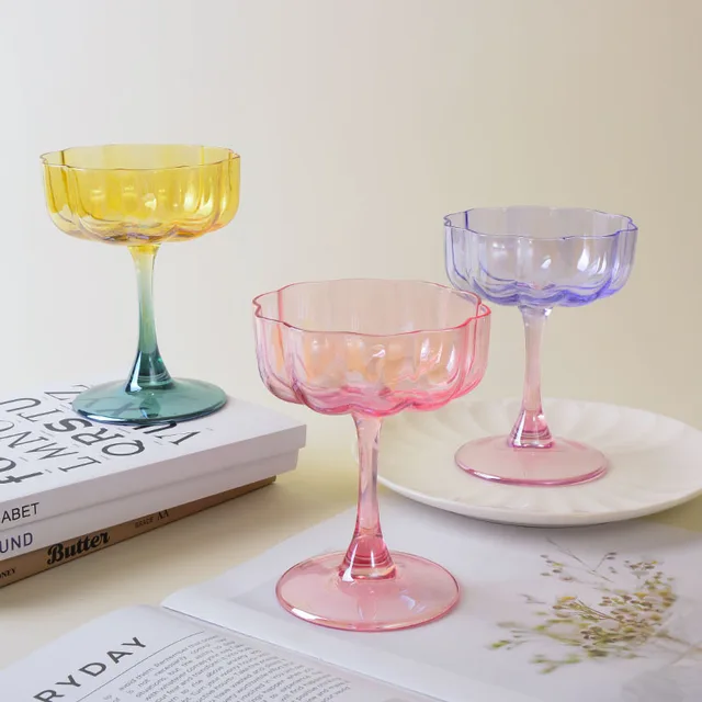 Round Flower Wavy Vintage Art Deco Martini  Champagne & Cocktail Glass for Wedding Party