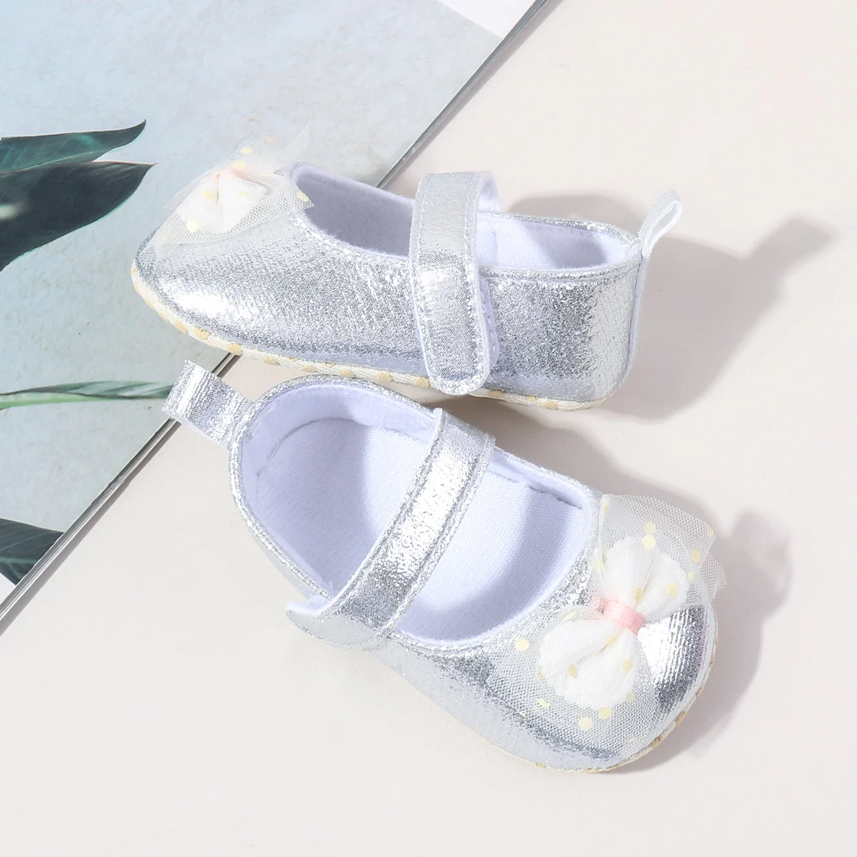 Hot Selling Bling Design Soft Sole Cheap Baby Girl Shoes Newborn Infant Shoes for Girls factory